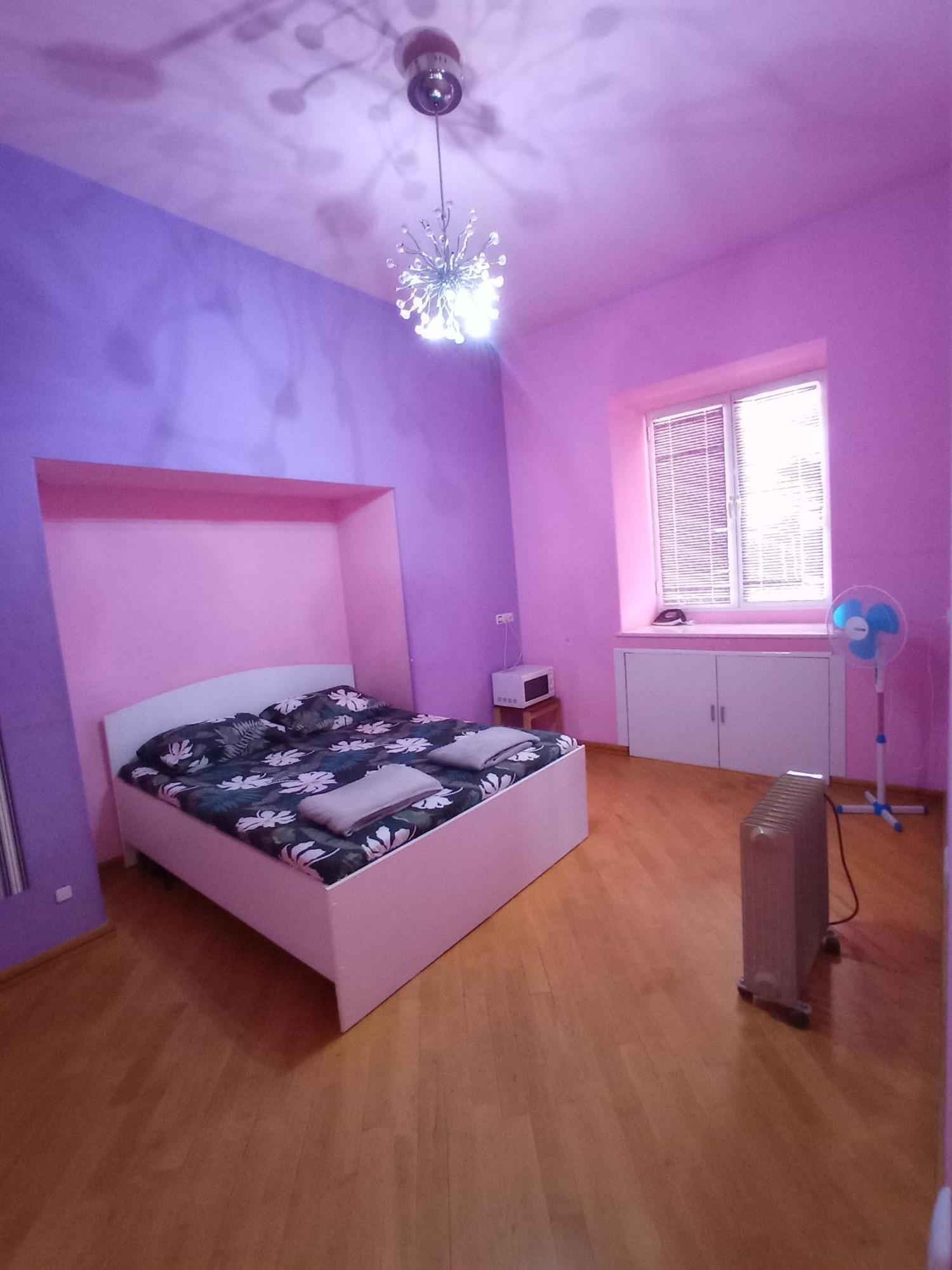 Sun City Hostel 耶烈万 外观 照片
